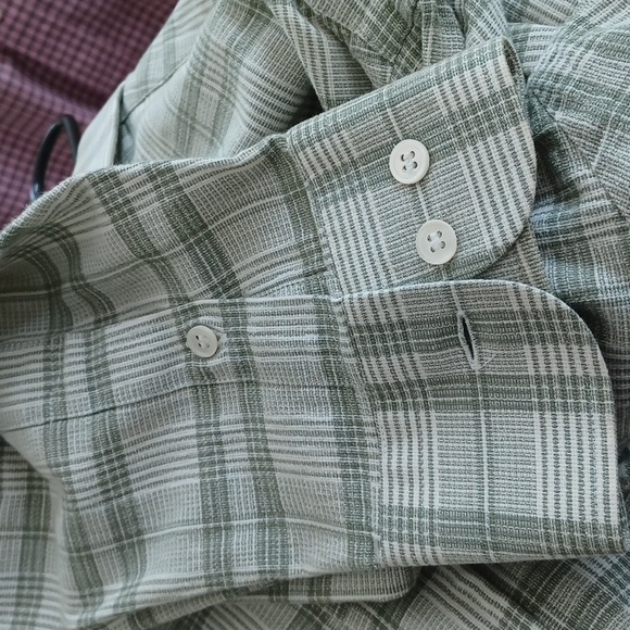 Custom Nobel House Men's Green/Grey/White Plaid Long Sleeve Cotton Shirt, XL - Picture 8 of 11